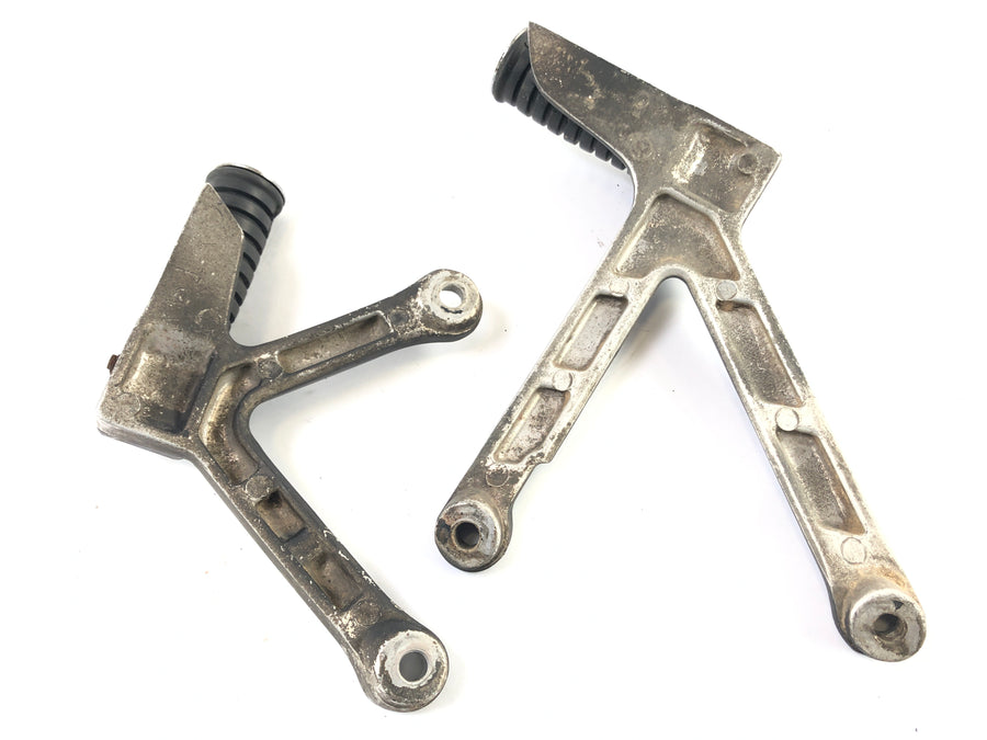 Yamaha XT 600 E 3TB [1996] - Passenger footrests left and right with holder