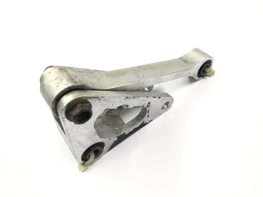 Yamaha YZF R1 RN04 [2001] - shock absorber deflection lever deflection