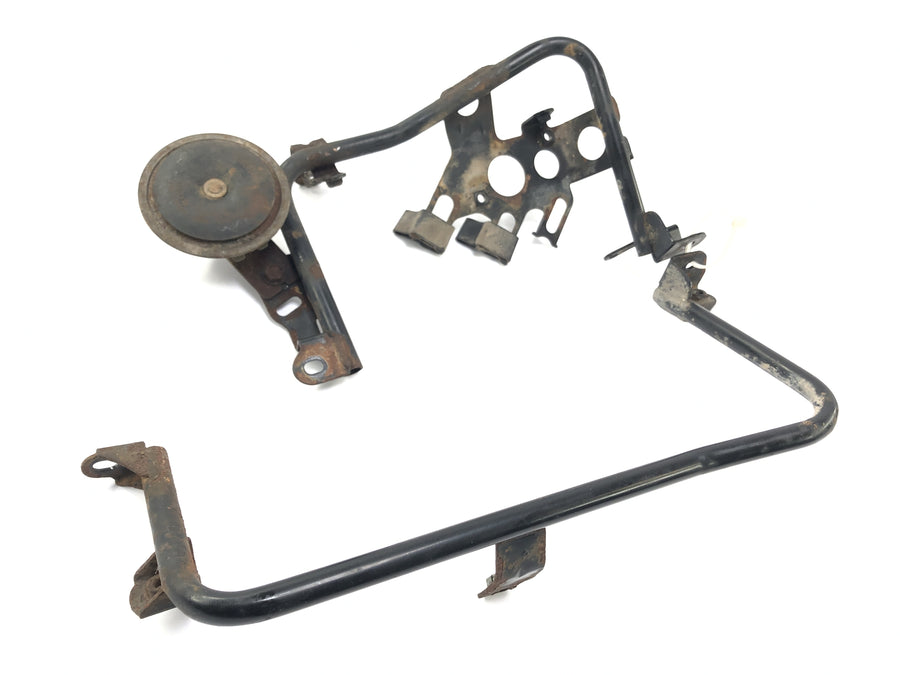 Yamaha DT 125 DE06 [2005] - Cockpit dashboard holder with horn