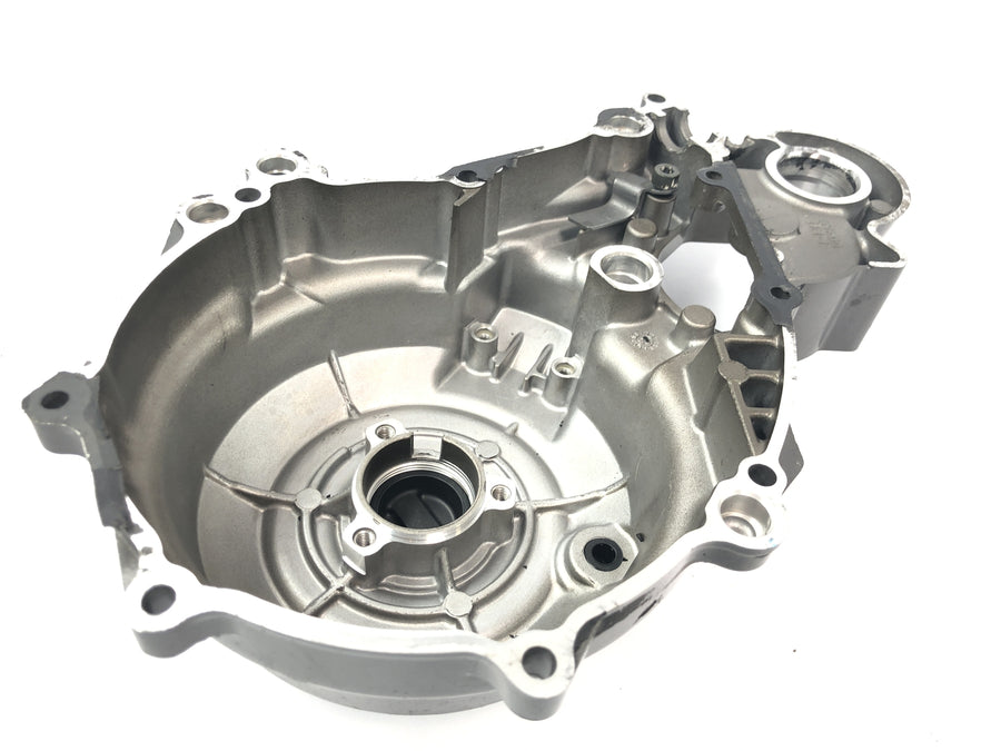 Yamaha MT 03 RM02 [2007] - Alternator cover engine cover left