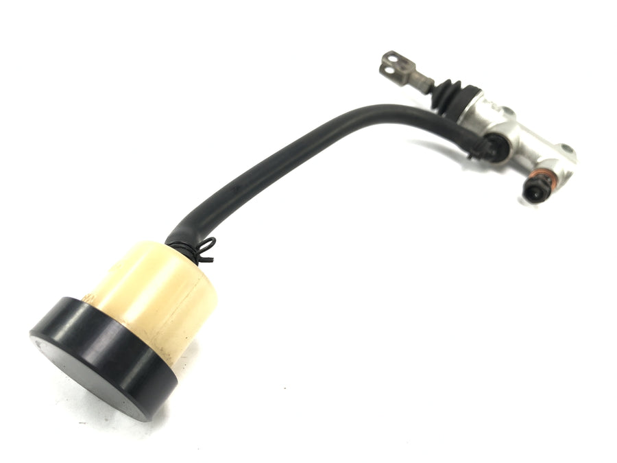 Ducati 999 H4 [2003] - brake pump behind