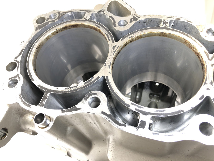 Honda CBF 1000 A SC58 [2006] - Motor housing engine block with running sockets and cylinder