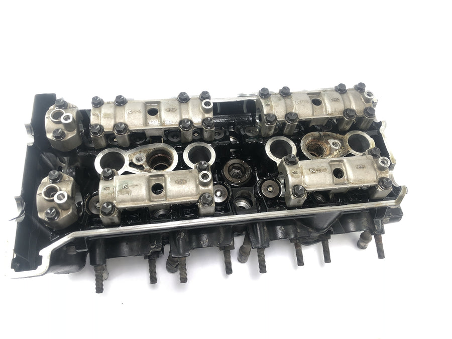 Yamaha YZF R1 RN01 [1998] - cylinder head
