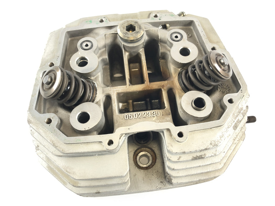 Moto Guzzi Norge 1200 [2006] - cylinder head on the right