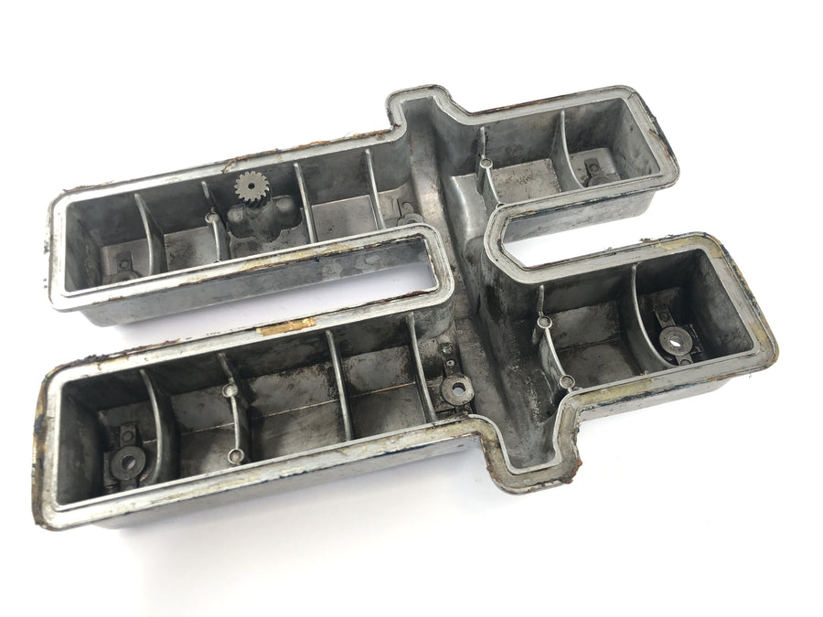 Laverda 1000 [1978] - valve cover cylinder head cover