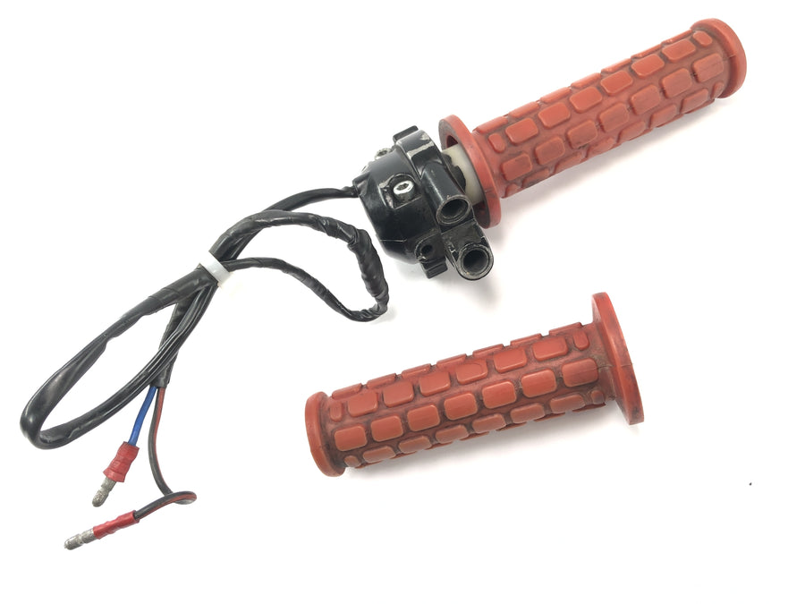 Yamaha XT 600 43F [1985] - handlebar fitting right handlebar switch gas handle with grip rubber