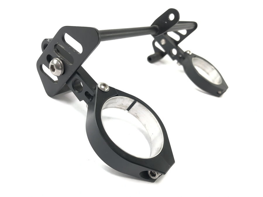 Benelli TNT 1130 [2009] - Headlight bracket lamp holder attachment at the front