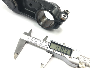 Triumph Tiger 955i 709EN [2003] - lower fork clamp - 0