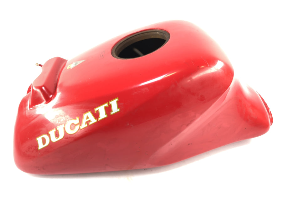 Ducati 900 SS [1991] - Fuel tank damaged and needs to be welded