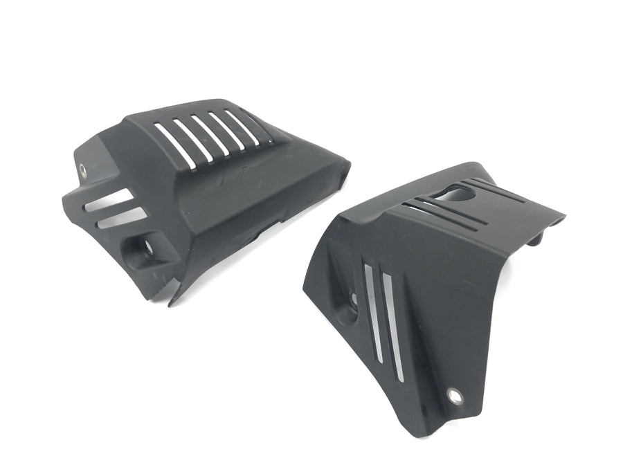 BMW R 1200 GS Adventure R12 [2012] - Cylinder cover cladding on the left and right