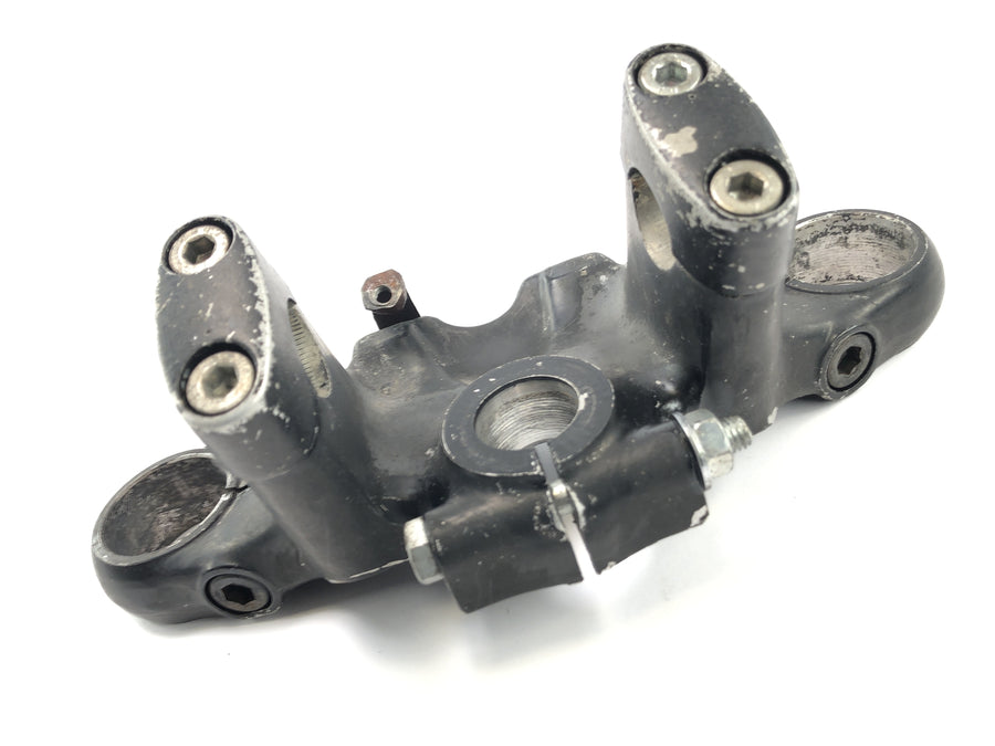 Honda GL 1000 Goldwing GL1 [1978] - fork bridge above control head handlebar holder