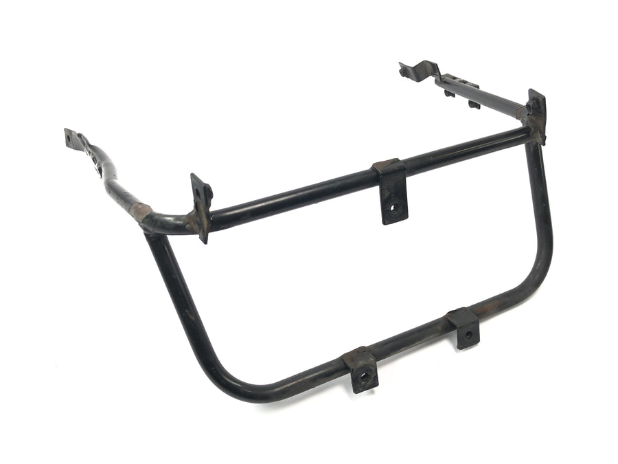 Triumph Daytona 900 T300 [1996] - Oil cooler bracket