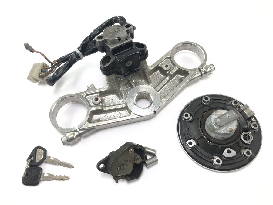 Kawasaki ZXR 400 ZX400L [1992] - Lock set ignition lock fork bridge tank cap