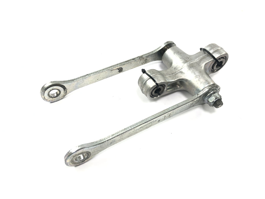 Suzuki GSF 1250 SA Bandit WVCH [2007] - Shock absorber deflection lever