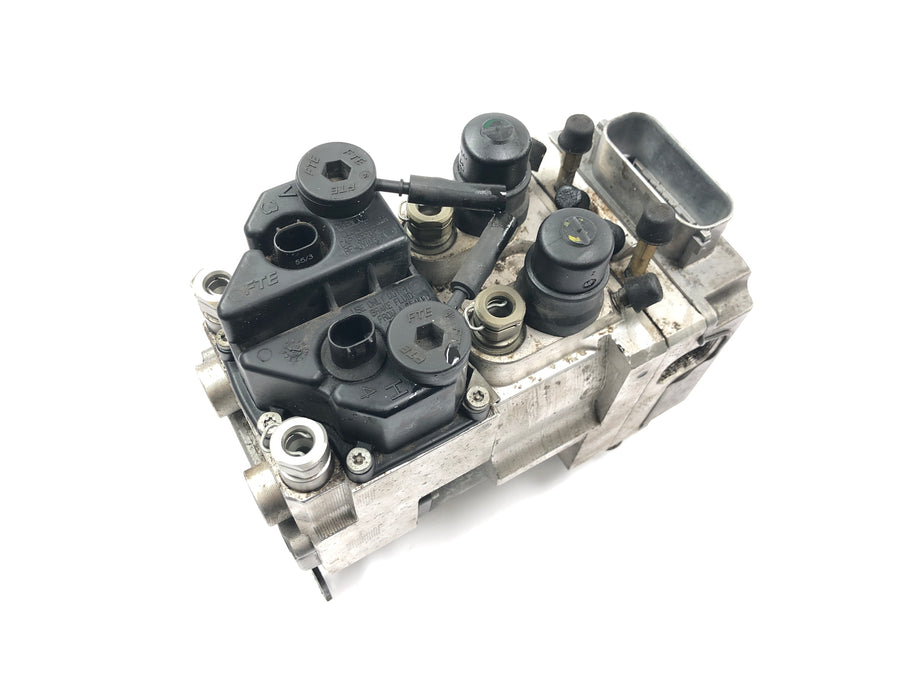 BMW R 1200 GS R12 K25 [2004] - ABS control unit modulator hydraulic block