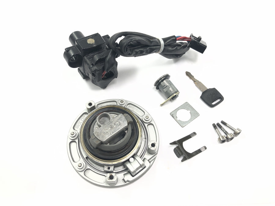 Honda CBR 900 RR Fireblade SC33 [2000] - Lock set ignition lock tank cap seat lock