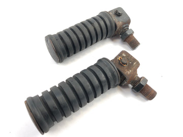 Yamaha XT 550 5Y3 [1982] - Pediatric footrests on the left and right