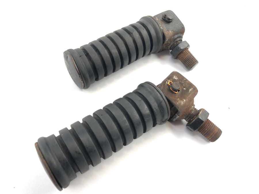 Yamaha XT 550 5Y3 [1982] - Pediatric footrests on the left and right