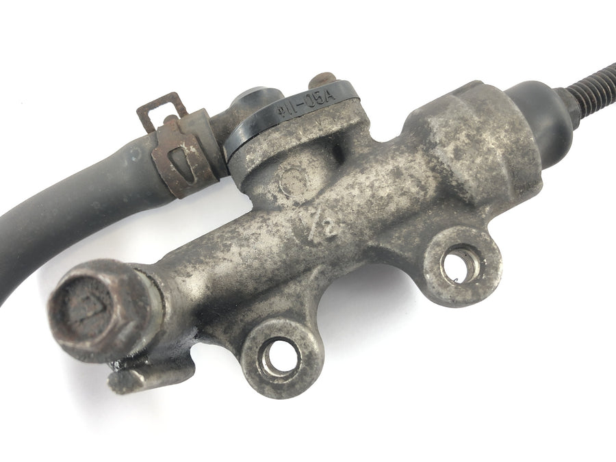 Suzuki GSF 1200 S Bandit WVA9 [2003] - Brake pump behind