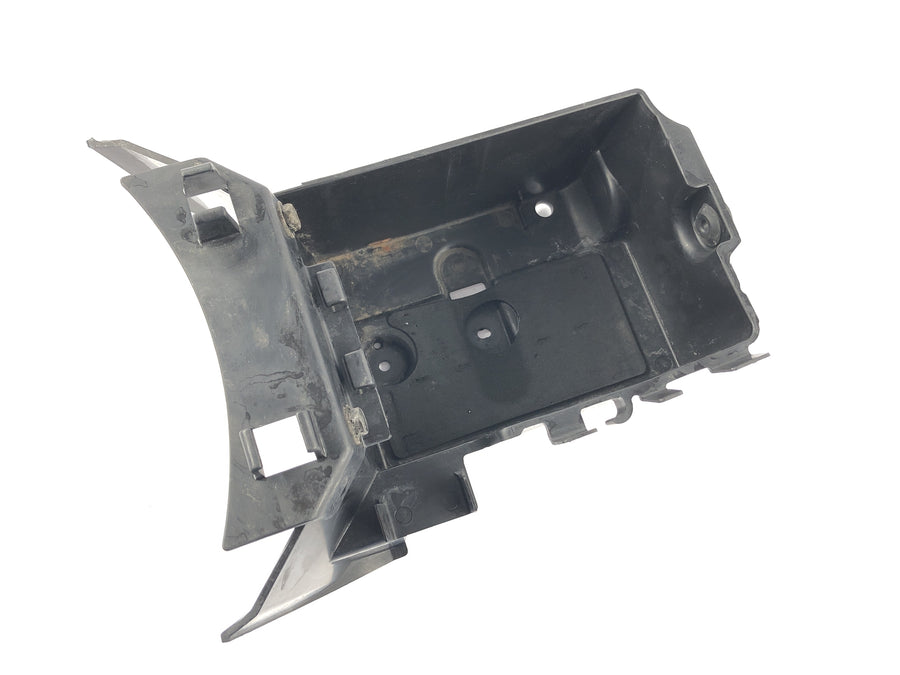 Kawasaki VN 1600 Mean Streak VNT60B [2005] - Battery compartment
