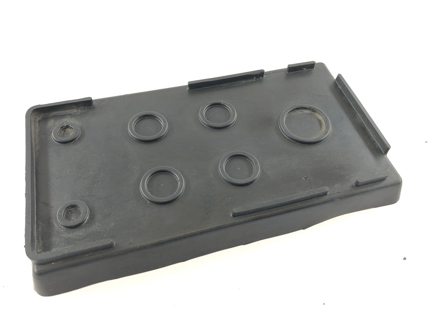 Moto Guzzi 850-T3 [1980] - Battery compartment