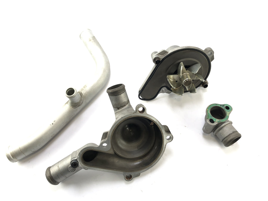 Aprilia RSV4 1000 [2010] - Water pump housing defective