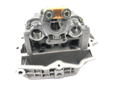 Aprilia RSV 1000 R [2004] - cylinder head valve head engine cylinder head rear - 0