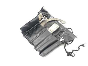 Triumph Speed ​​Triple T509 [1998] - On-board tools tool bag - 0