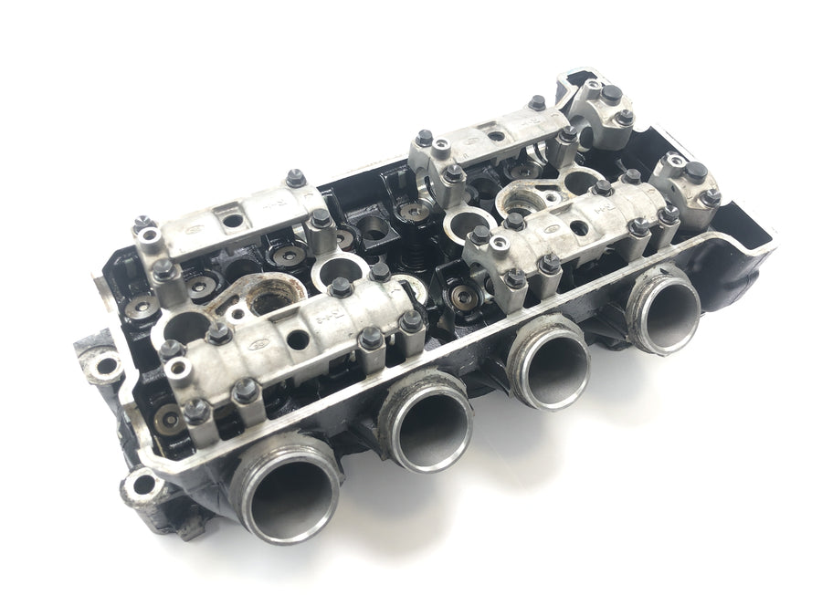 Yamaha YZF R1 RN04 [2001] - cylinder head valve train