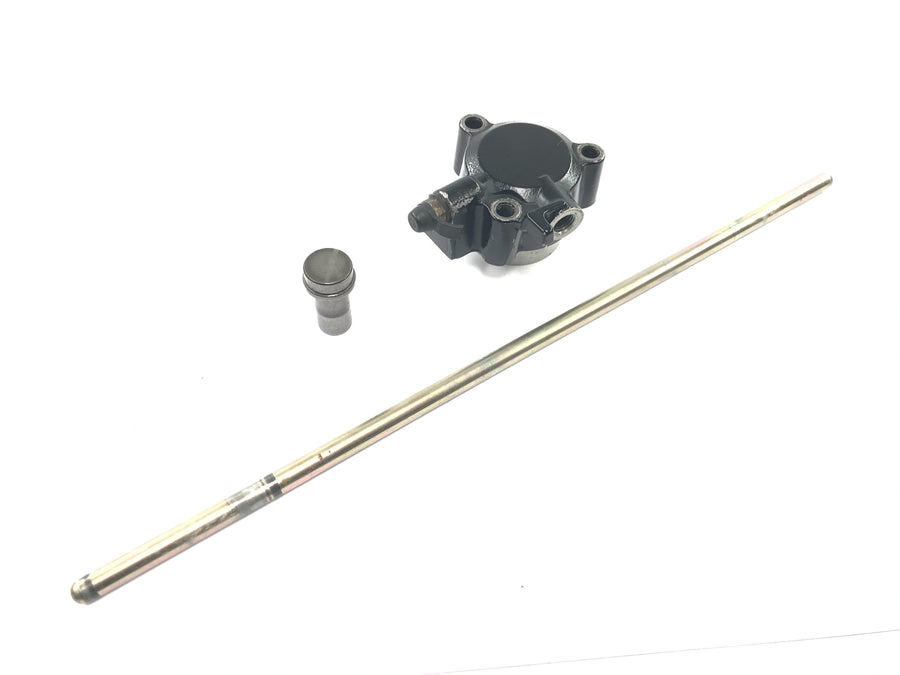Triumph Tiger 900 T400 [1998] - Clutch cylinder with clutch push rod clutch slave cylinder