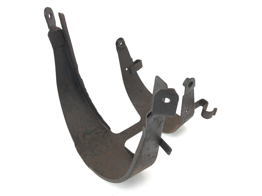 Suzuki GSX-R 1100 W GU75 C [1994] - Bracket front fender mudguard mount