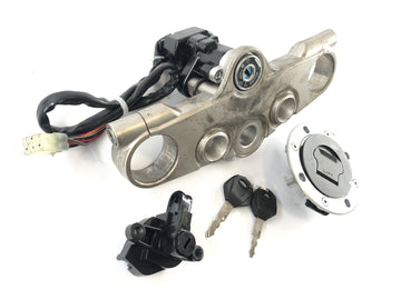 Suzuki GSF 1200 S Bandit WVA9 [2003] - locksmith with fork bridge above ignition lock tank lock - 0
