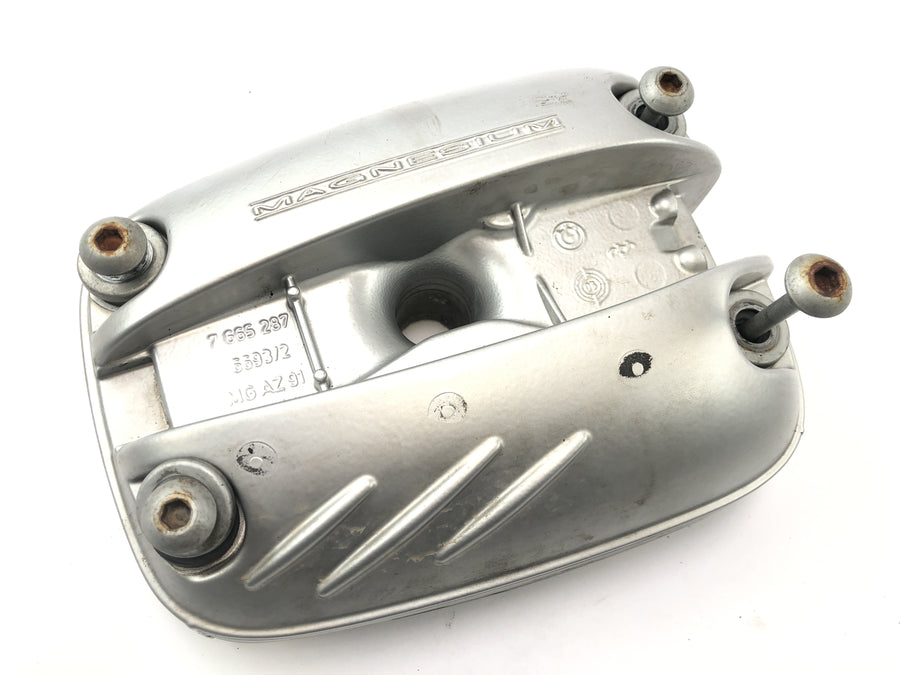 BMW R 1150 GS R21 [2002] - valve cover on the left