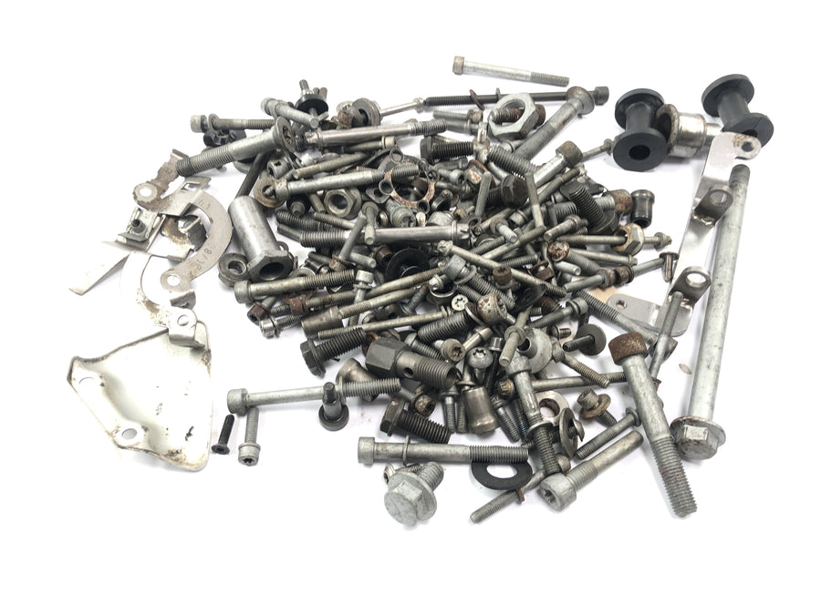 BMW R 1200 GS Adventure R12 [2012] - screws and residual parts are convolidated