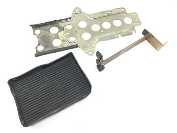 Moto Guzzi California 1100 EV KD [1998] - Battery holder battery retaining plate