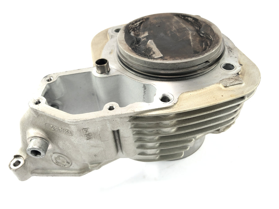 BMW R 1150 R R21 [2003] - cylinder with pistons on the left