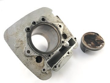 Yamaha TT 600 R DJ01 [1998] - cylinder with pistons