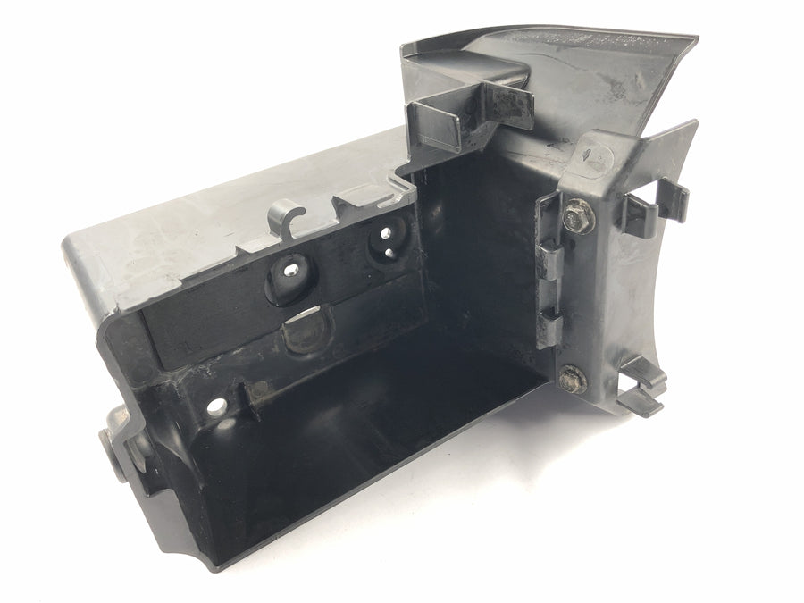 Kawasaki VN 1600 Mean Streak VNT60B [2005] - Battery compartment