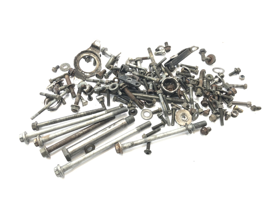 Yamaha YZ 426 F [2000] - leftover parts and screws mixed lot