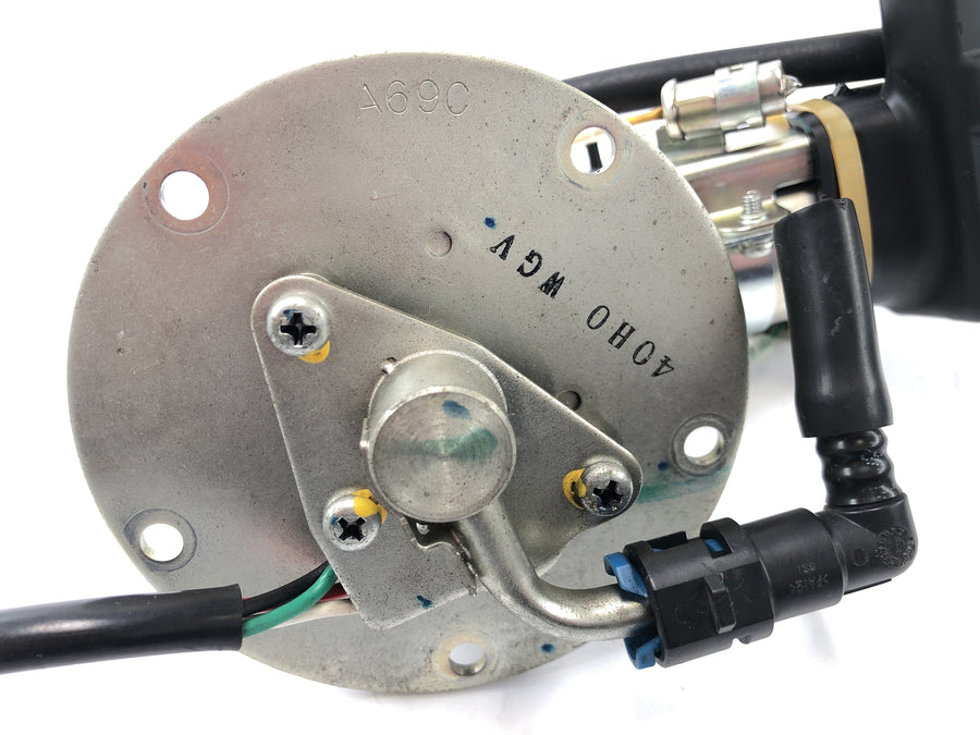 Suzuki VZ 1500 WVCU [2011] - Fuel pump petrol pump fuel feed pump