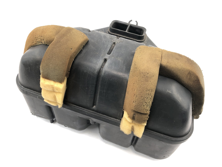 Yamaha YZF 750 R 4HN [1995] - Air filter box airbox air filter housing intake box
