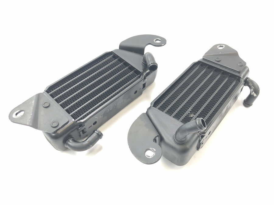 BMW R 850 C 259C [1999] - Oil cooler left and right