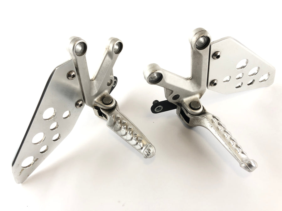 Aprilia RSV 1000 RR Factory [2009] - Driver footrests with holder right and left set