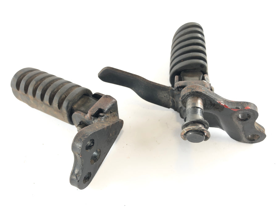 Yamaha XT 350 55V [1987] - Footrest Set Driver Footrests