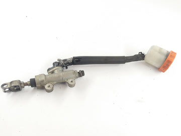 Honda CBR 1000 F SC24 [1991] - Rear brake pump with reservoir - 0