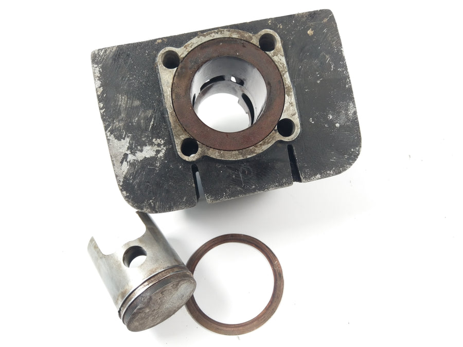 Yamaha RD 250 350 - Type 351 352 - Cylinder with piston