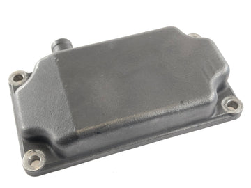 Suzuki GSX-R 1100 GV73B [1991] - Valve cover venting - 0