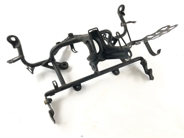 Honda VFR 750 F RC24 [1988] - Front fairing bracket, engine bracket