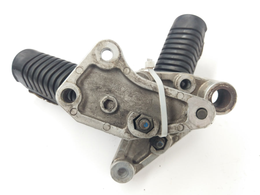 Honda CX 500 E PC06 [1982] - Footrests passenger pegs with holder set