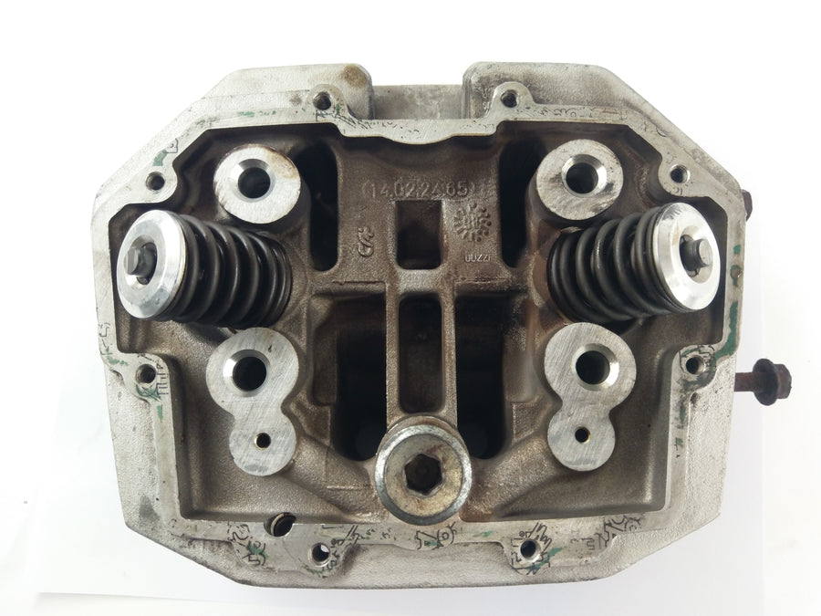 Moto Guzzi Quota 1100 ES [1999] - Cylinder head